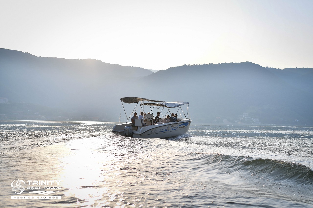 Brodićem kroz klisuru